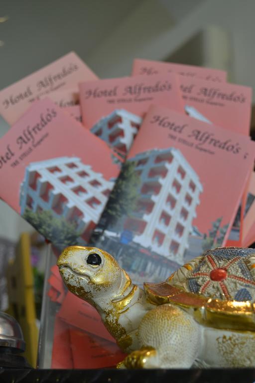 Hotel Alfredo'S Римини Екстериор снимка